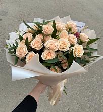 Букет Кремовые розы Латте в Углянце