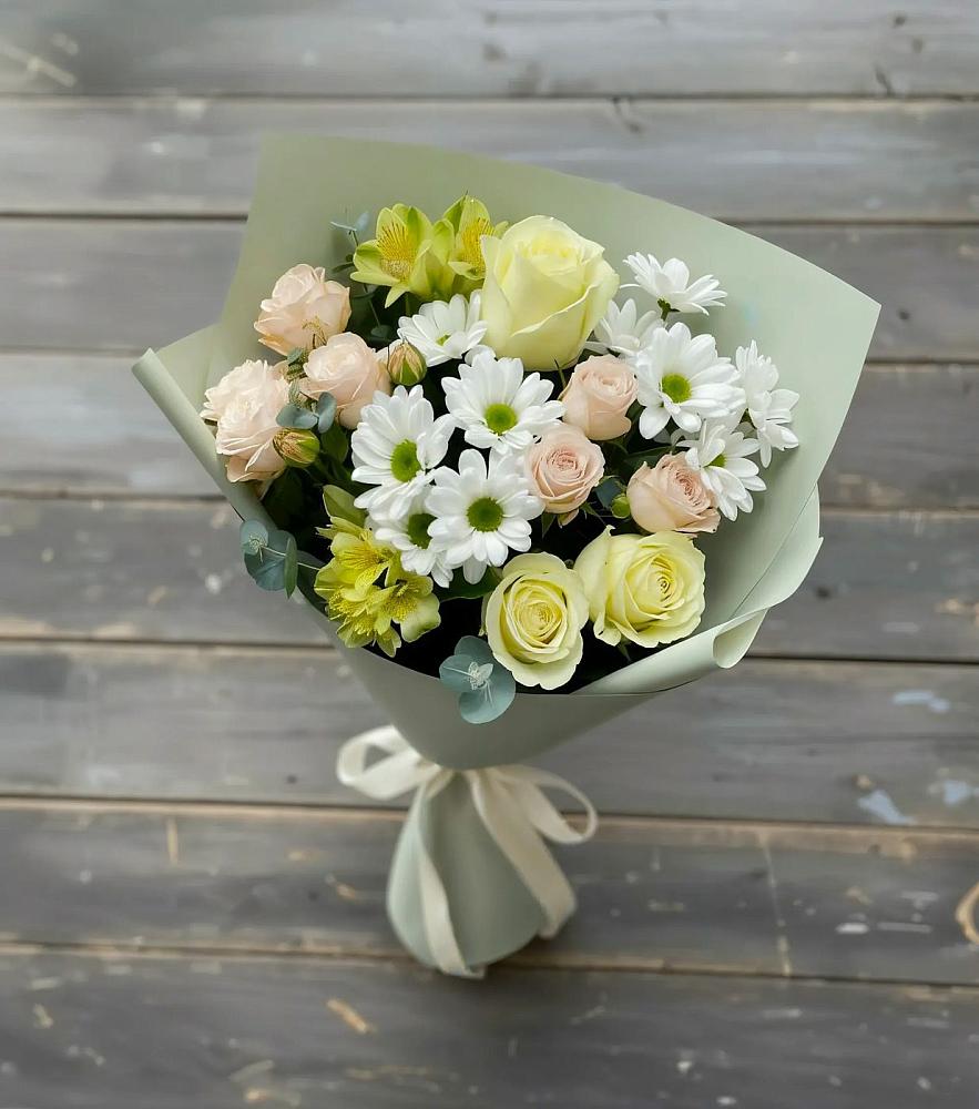 Букет цветов из: Альстромерии, Розы и Хризантемы в Углянце