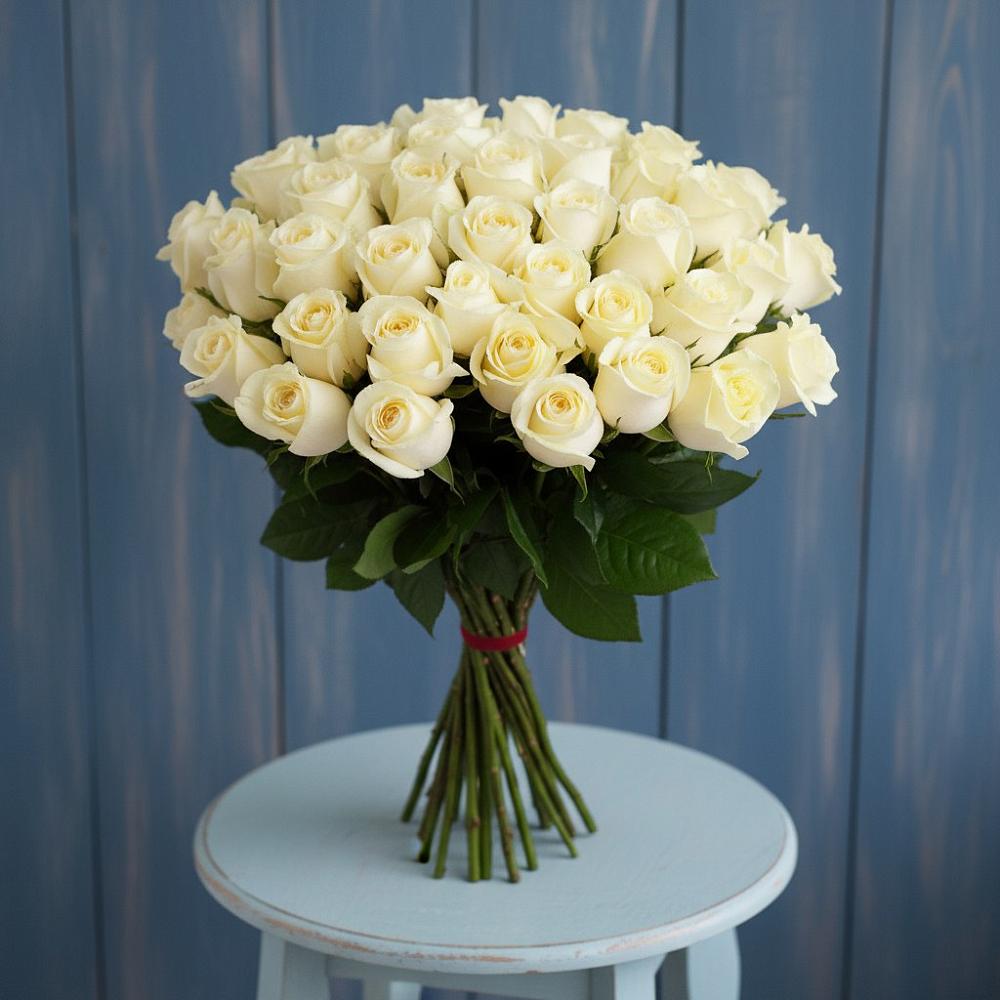 Букет 51 Белая роза Эдлесс Лав в Углянце