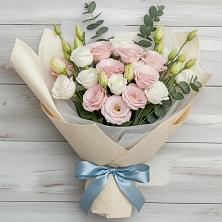 Букет цветов из:  Лизиантусы в Углянце