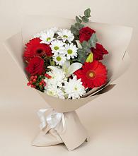 Букет цветов из:  Розы, Хризантемы, Герберы и Лилии в Углянце