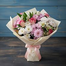 Букет цветов из:  Хризантемы, Альстромерии и Розы в Углянце