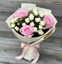 Букет цветов из:  Розы в Углянце