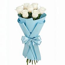 Букет 7 белых роз Проуд в Углянце