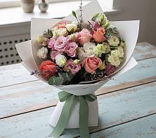 Букет цветов из:  Розы, Лизиантусы и Гвоздики в Углянце