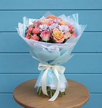 Букет цветов из:  Хризантемы и Розы в Углянце