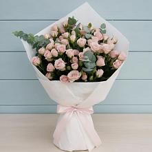 Букет цветов из:  Розы в Углянце