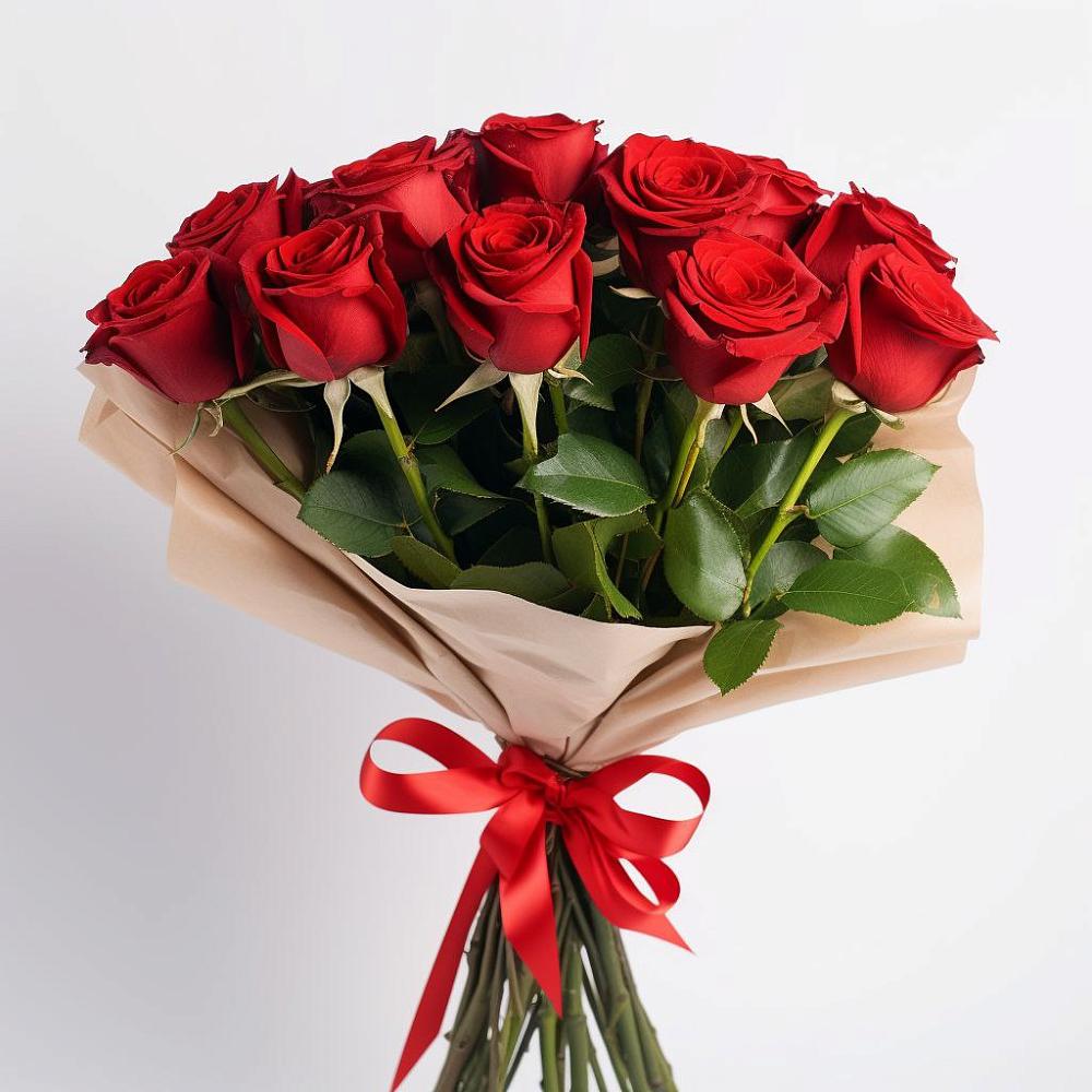 Букет 11 Красных роз Эдлесс Лав в Углянце