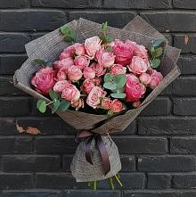 Букет цветов из:  Розы в Углянце